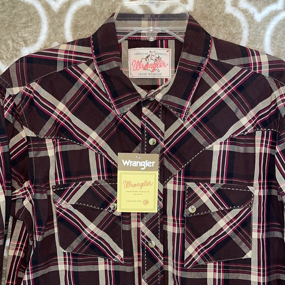 VINTAGE WRANGLER RETRO LONG SLEEVE SNAP POCKET WESTERN JEAN SHIRT SIZE MEDIUM